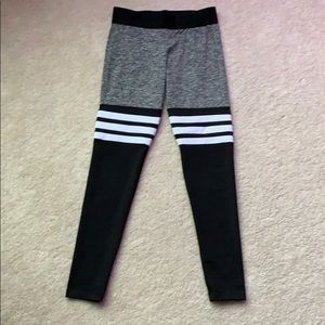 Bombshell sportswear thing high leggings size smal